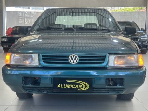 VOLKSWAGEN SANTANA 2.0 MI 8V GASOLINA 4P MANUAL